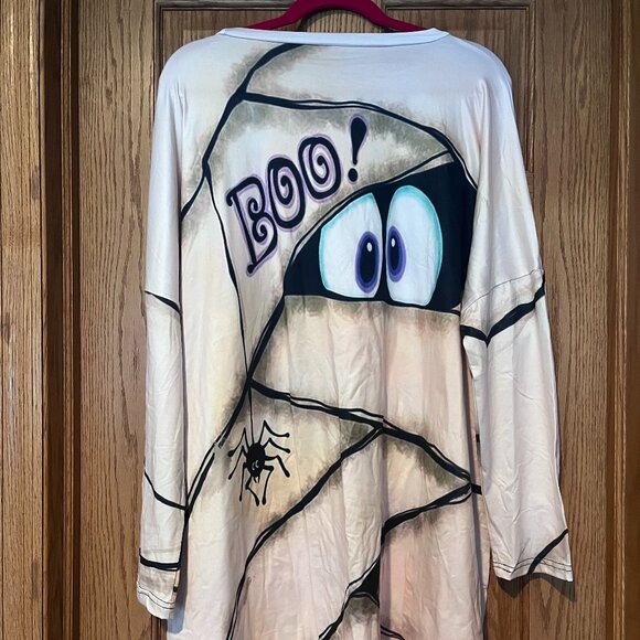Spooky Mummy Halloween Long Sleeve - Picture 2 of 3
